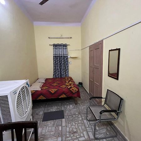 Vishwa Deva Homestay Varanasi Exterior foto