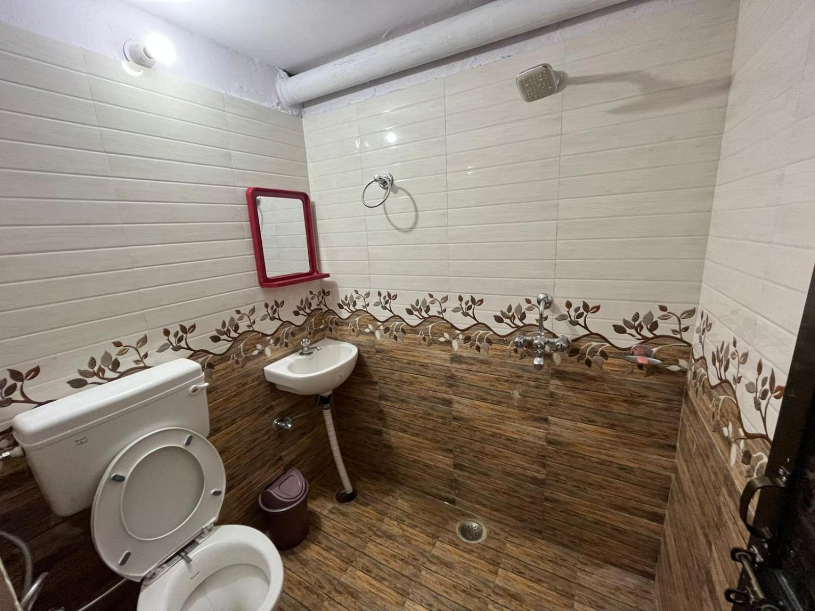 Vishwa Deva Homestay Varanasi Exterior foto