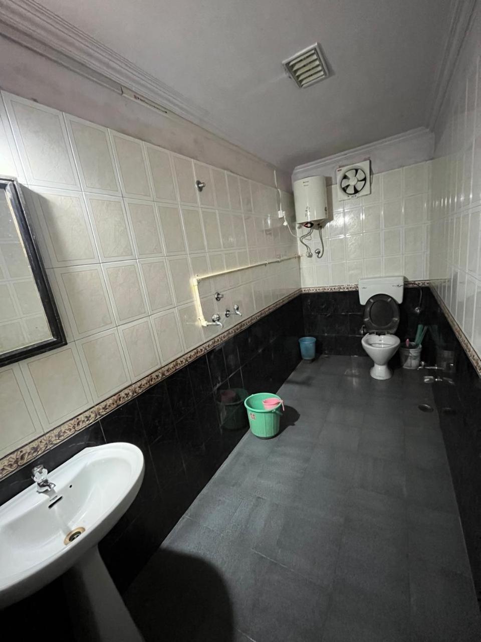 Vishwa Deva Homestay Varanasi Exterior foto