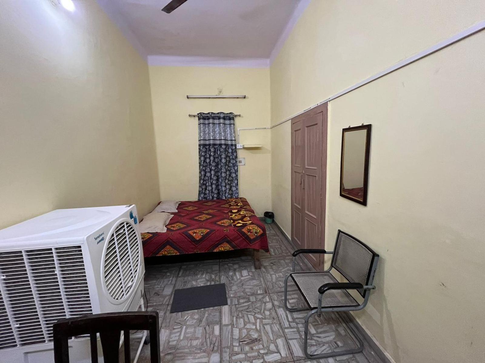 Vishwa Deva Homestay Varanasi Exterior foto